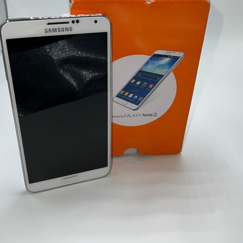 NWT SAMSUNG GALAXY NOTE 3 PHONE & ACCESSORIES - Picture 5 of 11